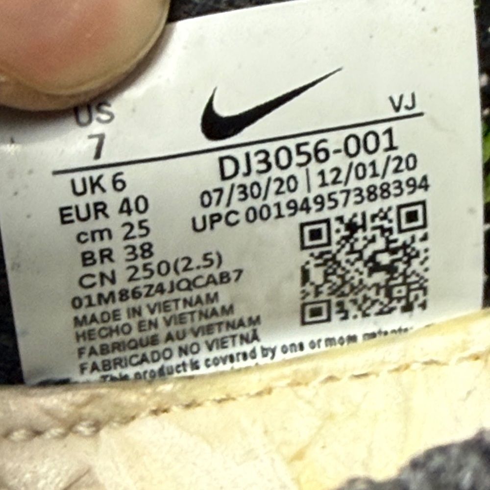 Nike Space Hippie 01 Men’s Sz 7/Women’s 8.5 Anthracite White Black Volt Sneakers - Picture 6 of 11